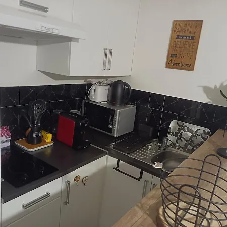 Calme Proximite 생로랑뒤바르