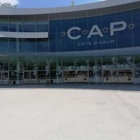 Calme Proximite アパート サン・ローラン・デュ・ヴァール