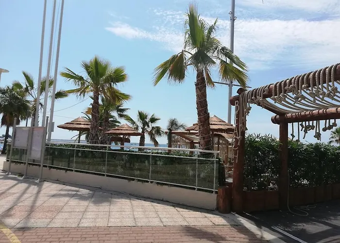 Calme Proximite アパート サン・ローラン・デュ・ヴァール